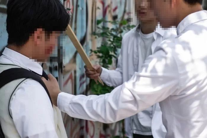 반년 넘게 괴롭힌 가해자가 ‘등교 정지 10일’ 징계 받자 자퇴한 부산 고등학생