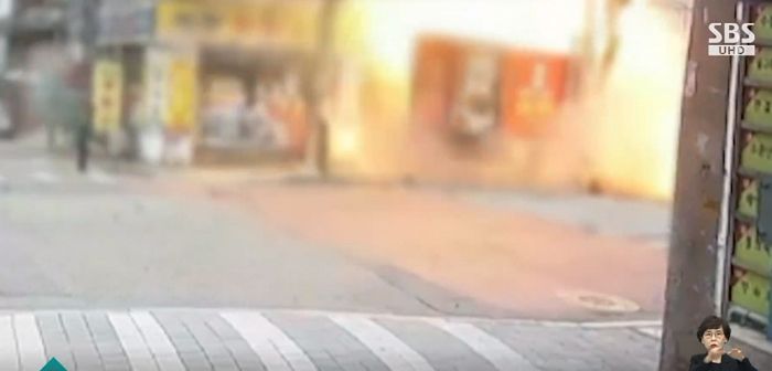 “건물로 돌진한 화물차에 8명 사상”…시흥 가스 폭발 사고 현장 CCTV 영상
