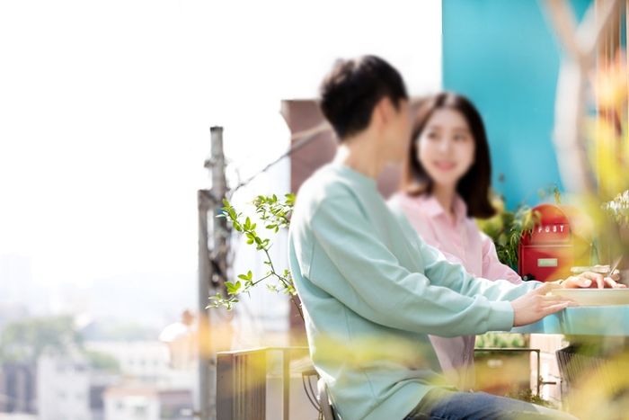 짝남과 데이트하던 중 머리 묶다가 ‘겨털’ 노출하고 연락 차단당한 여성
