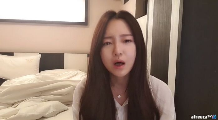 외질혜 “철구, 연지 가졌을 때도 성매매...이혼 요구하자 폭행”