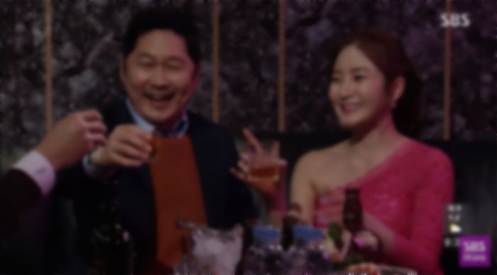 여친이 ‘업소녀’인거 알고 이별했다는 남성 사연에 누리꾼들이 보인 뜻밖의 반응