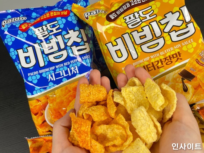 매콤달콤한 팔도 비빔면 소스 뿌린 신상 과자 ‘팔도비빔칩’