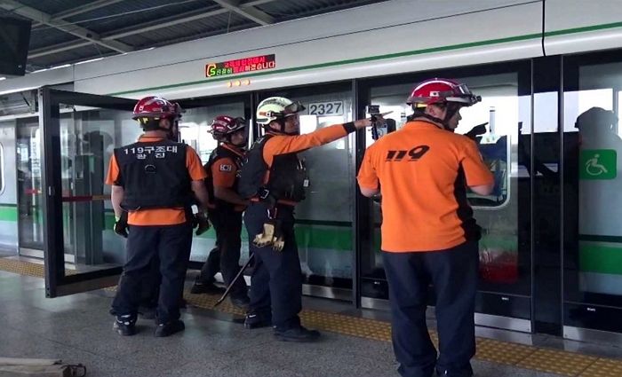오늘(28일)은 ‘구의역 스크린도어’ 수리하다 열차에 치여 숨진 19살 김군의 ‘5주기’입니다