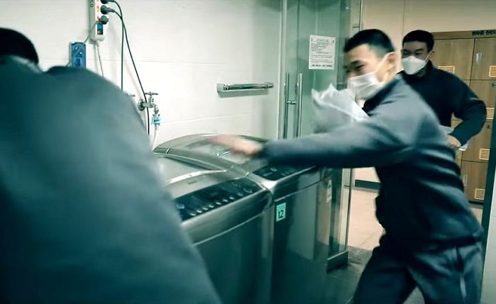 500원짜리 동전 안 넣어도 건조기 쓸 수 있는 ‘무료 빨래방’ 오픈한 육군 (영상)