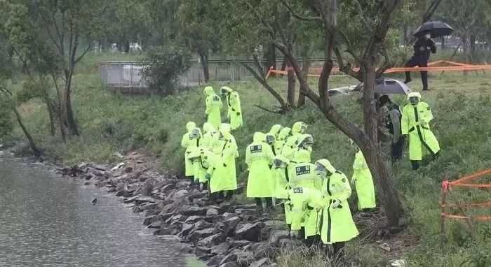 ‘고의 파손’ 의혹 일던 손정민씨 친구 휴대폰, 충전하니 정상 작동