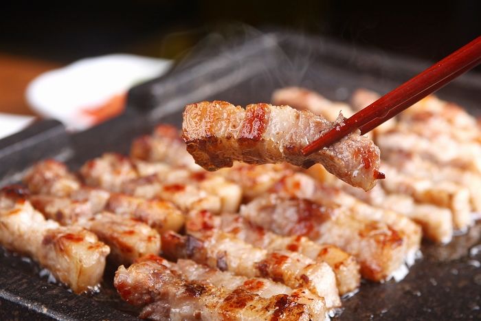 600g 이라더니 ‘절반’만 온 ‘배달 삼겹살’ 무게의 숨겨진 진실 (영상)