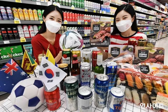 홈플러스, 축구 국가대표 경기 맞이 먹거리 할인 행사 진행