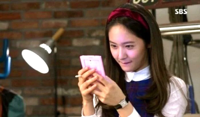 “친구 언니가 공무원인데 편의점 알바 투잡 뛰길래 신고했습니다”