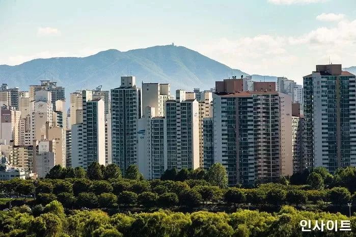 앞으로 ‘1가구 1주택자’도 시세차익 5억 넘으면 세금 두 배 더 내야 한다