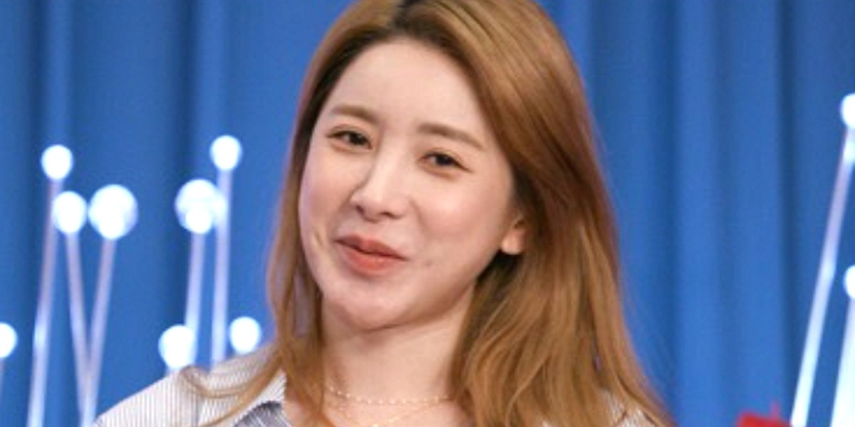 남친이 '남사친' 있는거 싫다 하면 '폰번'까지 바꾸며 인간관계 정리한다는 서인영 - Vimarsana News