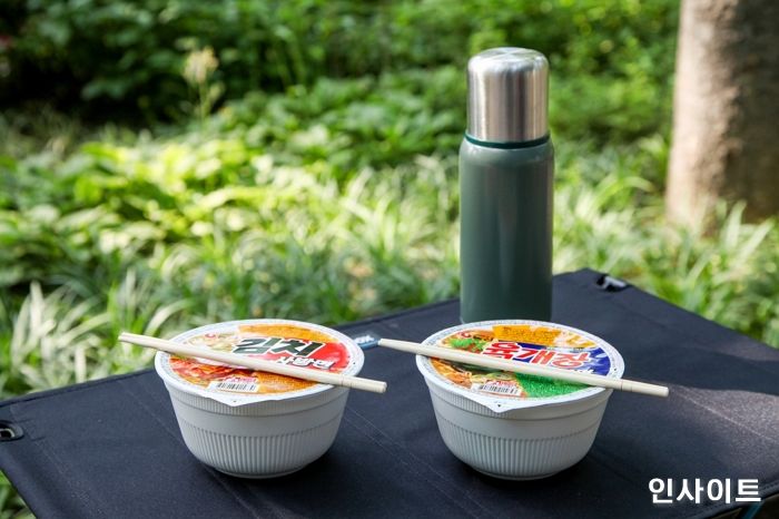 농심, “캠핑 최고 인기 라면은 ‘육개장·김치사발면’”
