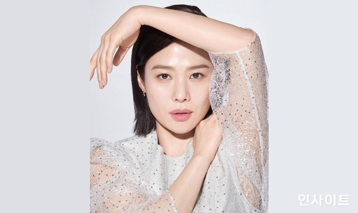 ‘언더커버’ 김현주, 정의감과 함께 빛난 미모... 동안 피부 비결 공개