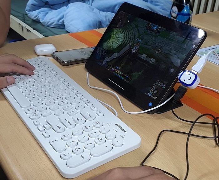 태블릿 PC 갖고 들어가 ‘게임’도 할 수 있는 요즘 군대 복지 수준