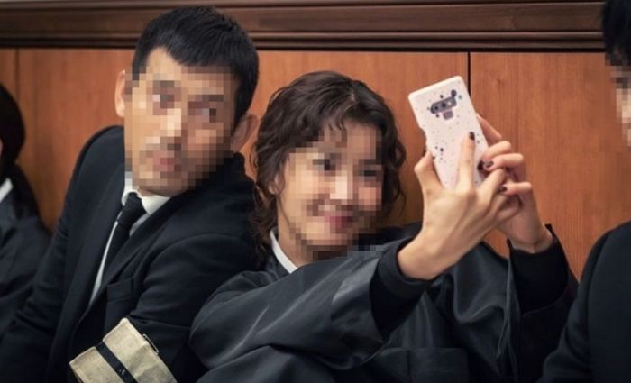 “장례식장서 ‘영정사진’ 찍어 인스타그램에 올리는 거, 나만 이해 안 되나요?”