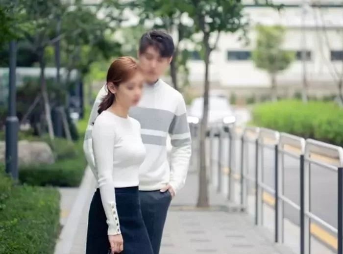 “5년 만난 애인이 ‘3천만원’ 주며 헤어지자 하면?”···요즘 10·20대들에게 핫한 밸런스 게임