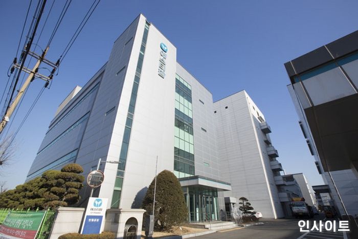 에스티팜, 포스텍과 mRNA 백신 대량생산 위한 자문 연구협약 체결