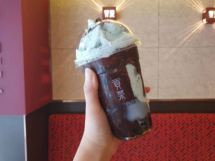 머리 띵할 정도로 시원한 ‘민초’ 가득한 공차 ‘초코바른 민트 쿠키 스무디’