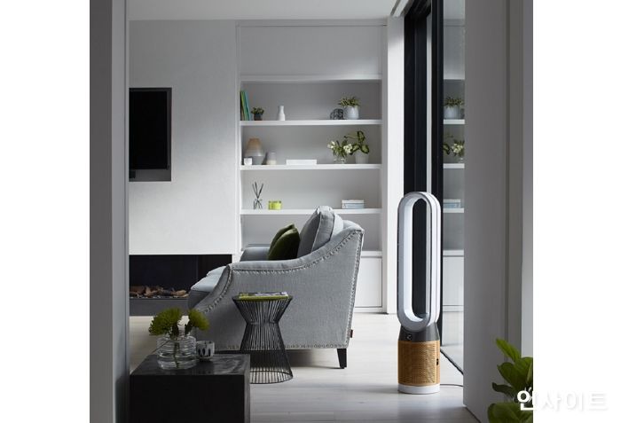 다이슨, 여름철 장마와 폭염으로 환기 힘든 실내 공기 정화 위한 ‘퓨어쿨 크립토믹 공기청정기’ 제안