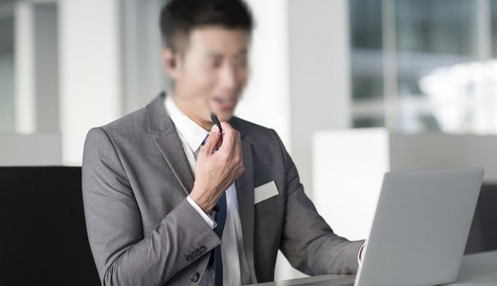 “텔레마케터가 SKT 사용하냐면서 전화로 상욕을 퍼부었습니다”