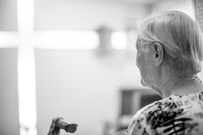 노인 위한 ‘요양원’ 들어온다니까 김포시 아파트에 걸린 ‘대형 현수막’