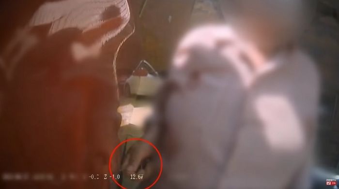 자기 지나가는 길 방해한다고 자동차 문 ‘열쇠’로 긁다가 2년 만에 검거된 ‘할머니 테러범’