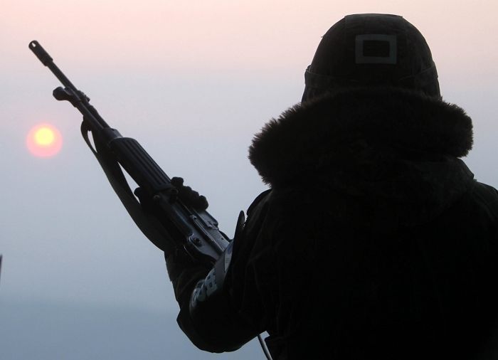 한강으로 몰래 침투하는 북한 공작원 3명 ‘조준사격’으로 잡아낸 전설의 일병