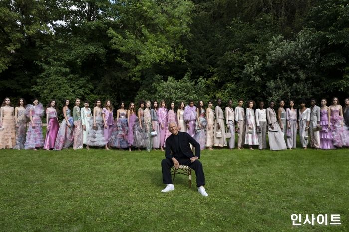 조르지오 아르마니 프리베, 2021FW 컬렉션 공개