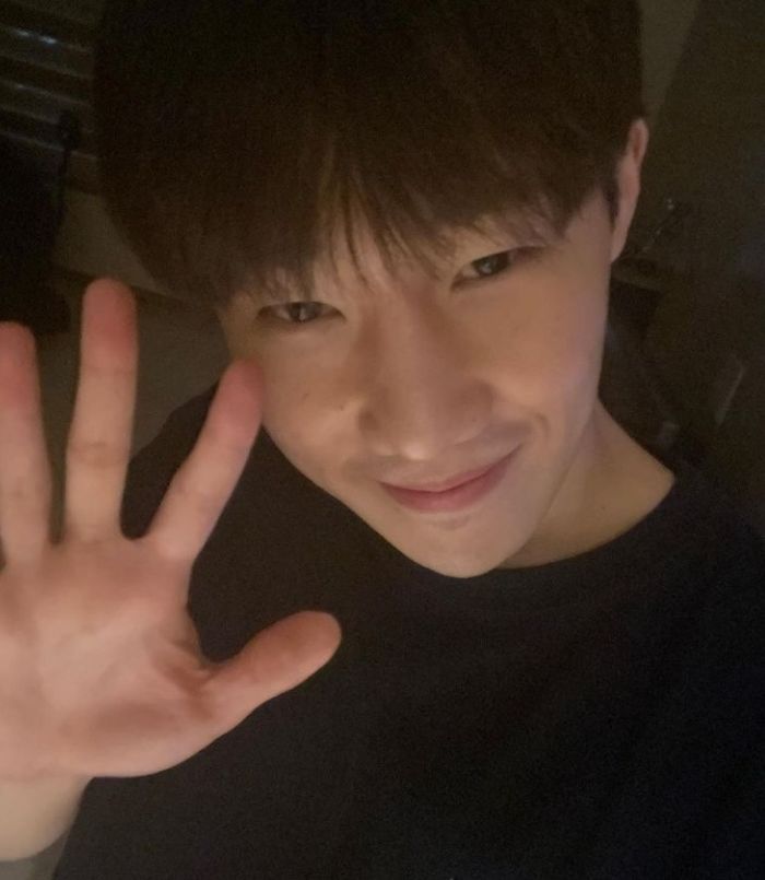 ‘얀센 백신’ 맞고도 코로나 확진 받은 인피니트 성규, 완치해 일상 복귀