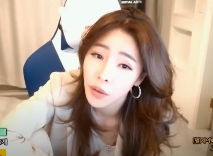 코인게이트 절대 관련 없다면서 ‘유사성매매+프로포폴 투약’ 고백한 여성 유튜버