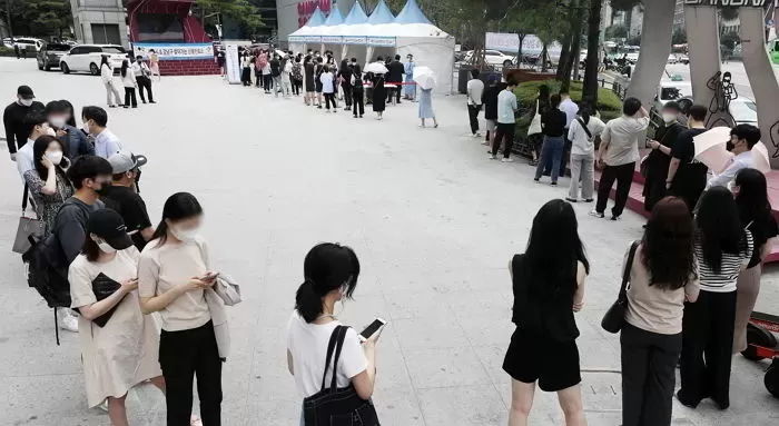 정부, 내일(9일) 수도권 거리두기 조정안 발표···4단계 격상 예상