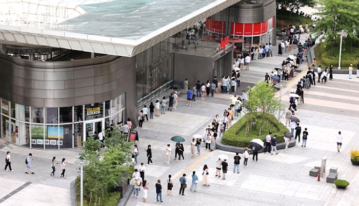 “또다시 역대 최대”···어제(8일) 코로나19 확진자 1,316명 발생