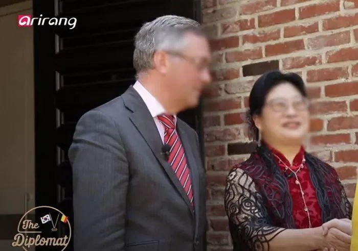 우리 국민 두 차례나 ‘손찌검’한 중국인 벨기에 대사 부인, 결국 한국 떠났다