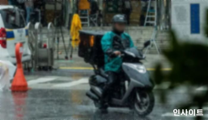 배달원에 무차별 폭행당했다는 글 올렸다가 일 커지자 ‘주작’ 실토한 여초 커뮤 회원