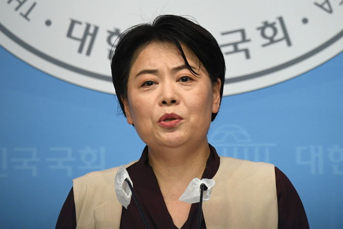 윤희숙 의원 “여가부, 여성우월주의자들로 채워져 또아리 틀고 있다”