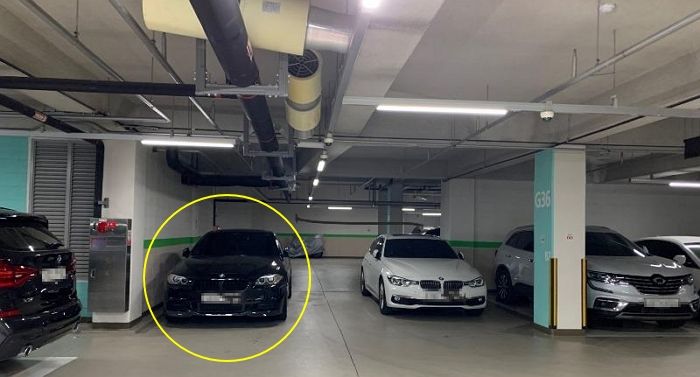 ‘집 두채’인데도 주차공간 없다고 호소한 BMW 차주의 실제 ‘민폐 주차’ 모습