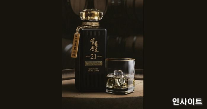 하이트진로, 21년 목통 숙성 원액 100% ‘일품진로 21년산’ 출시