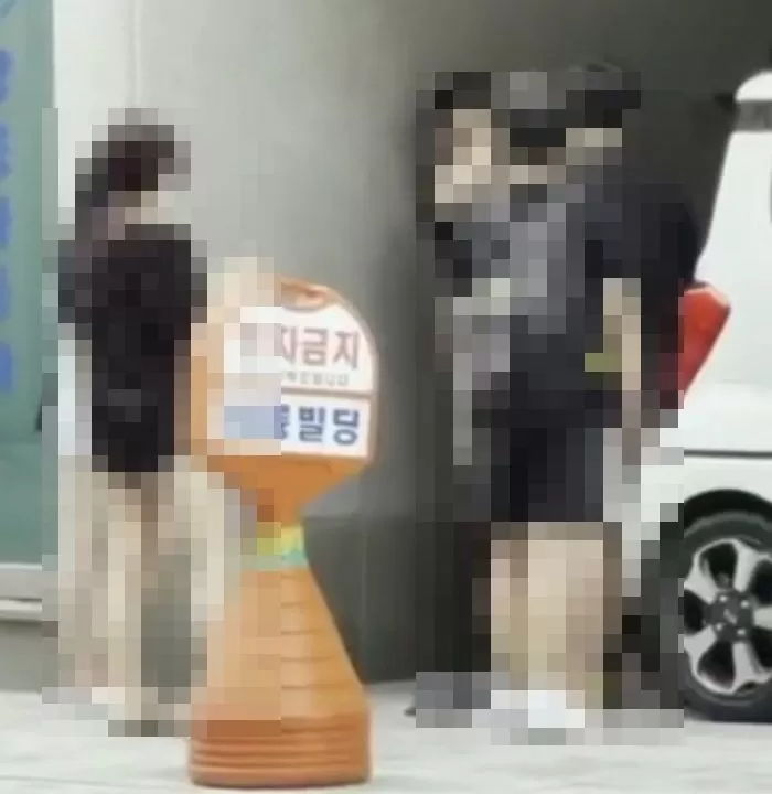 길거리서 집단폭행+성추행 당한 중학생 “장난이었다” 말에 가해 학생들 ‘집’으로 보내준 경찰