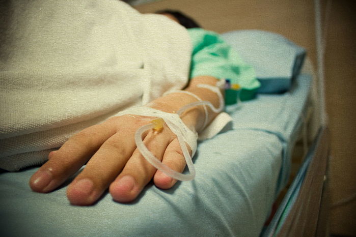 성관계 거절한 젊은 여성에 ‘염산테러’ 해놓고 “손주 보고 싶다” 선처 호소한 75세 할아버지