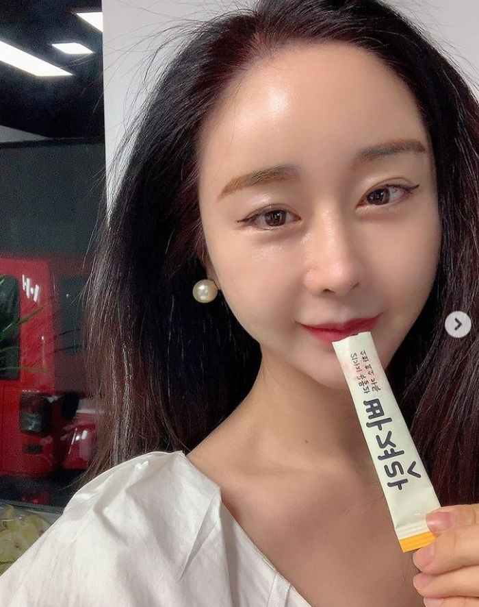 ‘욱일기’ 연상시키는 부채 사진 올려 비판 받고 있는 함소원·함진마마