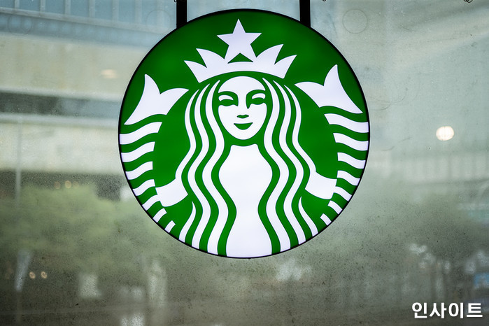 내년 4월부터 지역상인들이 반대하면 ‘스타벅스 매장’ 못 들어온다