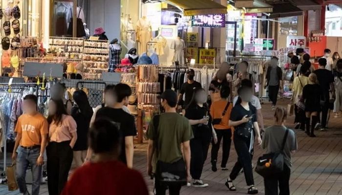 앞으로 2주 동안은 ‘축구+야구’ 동호회 모임도 못한다