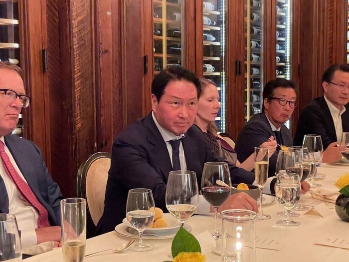 “아빠가 재벌이야?”…치실 많이 썼다가 막내딸에게 혼쭐 난 SK 최태원 회장이 한 말