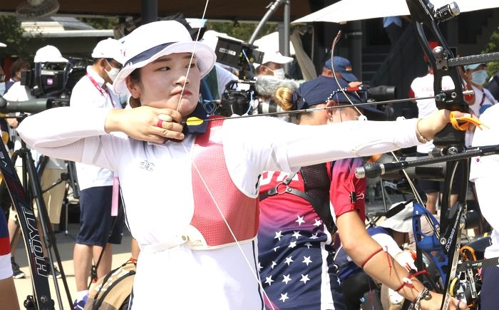 ‘9연패 도전’ 여자양궁 단체전 결승 진출···은메달 확보