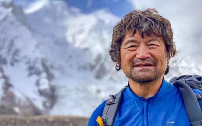 김홍빈 도왔던 러시아 산악인 “구조 요청 무시하고 지나친 사람만 15명 이상”