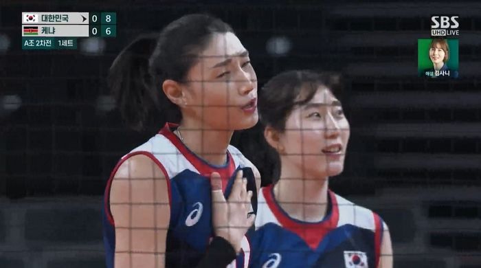 일본인 심판이 득점 인정 신호 늦게 주자 ‘식빵 언니’ 김연경이 보인 반응 (영상)