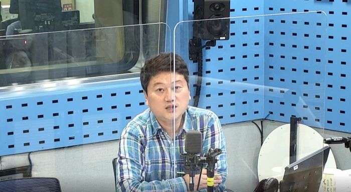 집에서 ‘축구’ 보다가 라디오 생방 ‘40분’ 지각한 배성재 (영상)