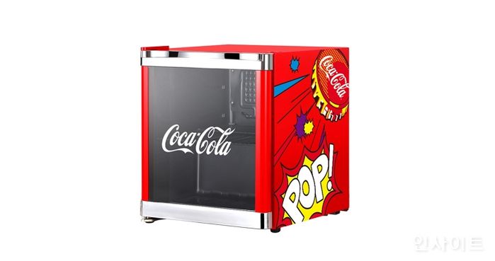 코카-콜라, “썸머 굿즈 이벤트 참여하고 ‘코카-콜라 미니 냉장고’ 득템하자”