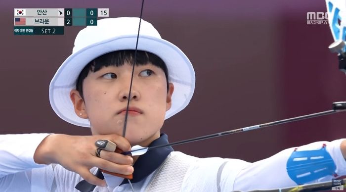 “욕심부리지 말고!”…경기 중 김제덕 외침에 ‘찐남매’ 반응 보인 안산 (영상)