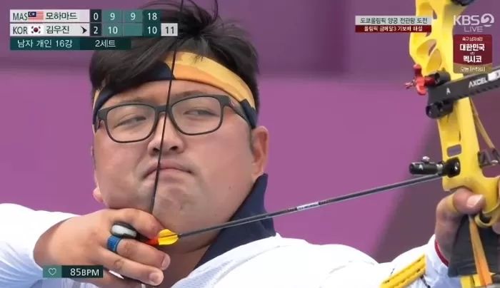 “하늘에서 X텐이 내려와!” 김우진이 계속 10점 쏘자 너무 기뻐서 왕주접 떠는 해설위원 (영상)