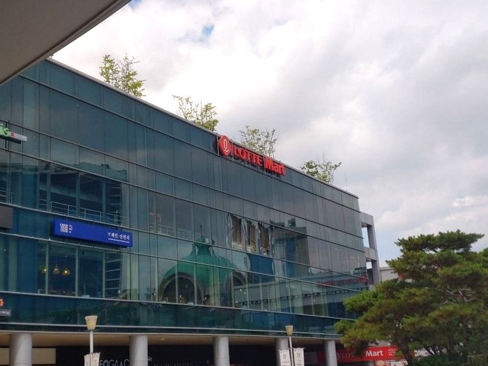 “건물 떨리며 유리 와장창 깨져”...주차장 스팀세차기 폭발한 서울역